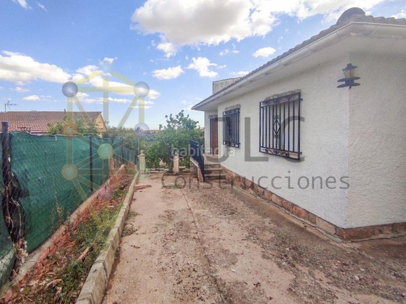 Foto c6486140-d5dc-434e-8d0b-7ed5360d22f3. Xalet amb piscina a Casar (El)