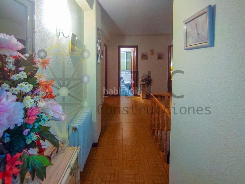 Foto e01519e0-f990-4192-b56e-e3614fd91902. Xalet amb piscina a Casar (El)