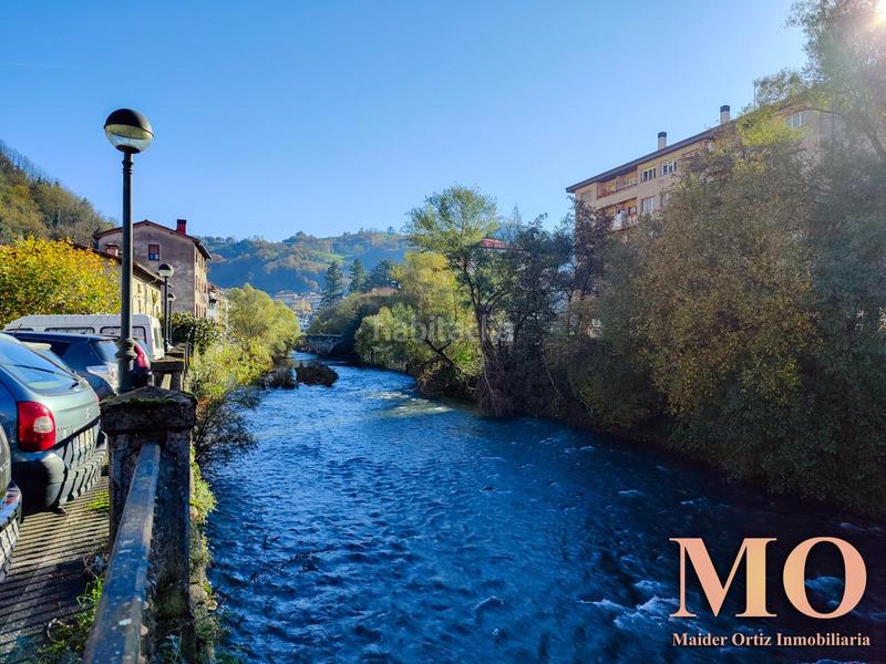 Foto 674174b4-46a9-463f-bfb2-325751d6424b. Lloguer local comercial a Bergara