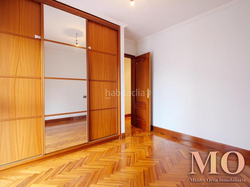 Foto 3bc39532-e536-4986-8a77-4ccb5b26549c. Planta baixa amb calefacció aparcament a Antzuola