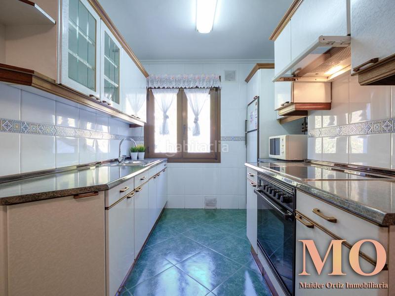 Foto c13ff0a0-4421-43eb-846d-f6ebba0a38be. Attico con riscaldamento in Bergara