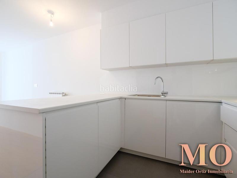 Foto df90e2e0-d8e2-42bd-89fd-ab53f7d22f8b. Piso en Bergara