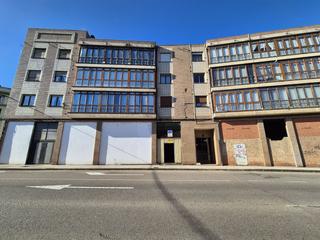 Local Comercial a Grado. Local com. en venta en grado.