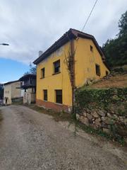 Casa a Candamo. Casa en venta en candamo, 4 dormitorios.