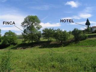 Terreny residencial a Piloña. Finca edificable en pintueles cerca de piloña , soleada ,llana,