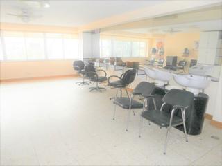 Lloguer Local Comercial a Grado. Local com. en alquiler en centro, 1 despacho.