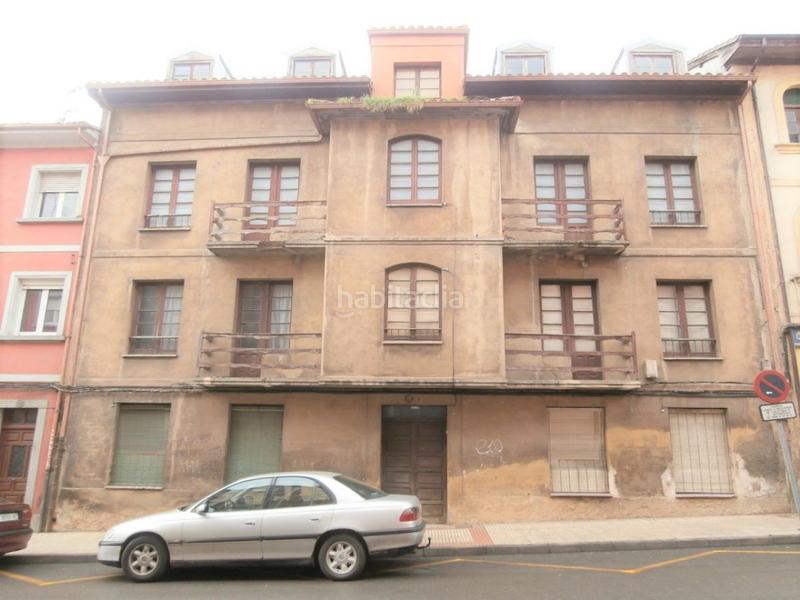 Foto 2fa2c1bf-0374-46d1-90c8-a179d3b102c8. Casa  en venta en centro. en Grado