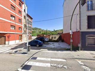 Terrain résidentiel à Sama. Terreno urbano en venta en sama.