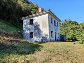 Maison à Salas. Casa en venta en salas, 5 dormitorios.