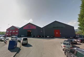Nau industrial a Parroquias Norte. Nave ind. en venta en el berrón.