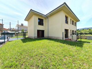 Aparcament cotxe a Muros de Nalón. Garaje en venta en muros de nalón.