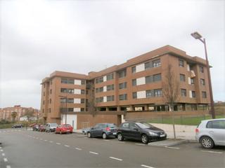 Locale commerciale in Contrueces. Local com. en venta en llano - contrueces.