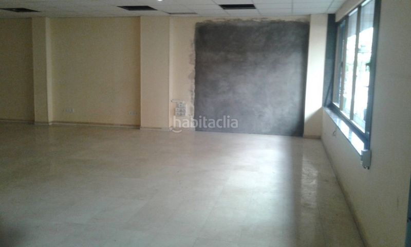 Foto 39dac676-a6d3-4d5e-8e21-ef484c9e0a64. Local comercial a Centro Avilés