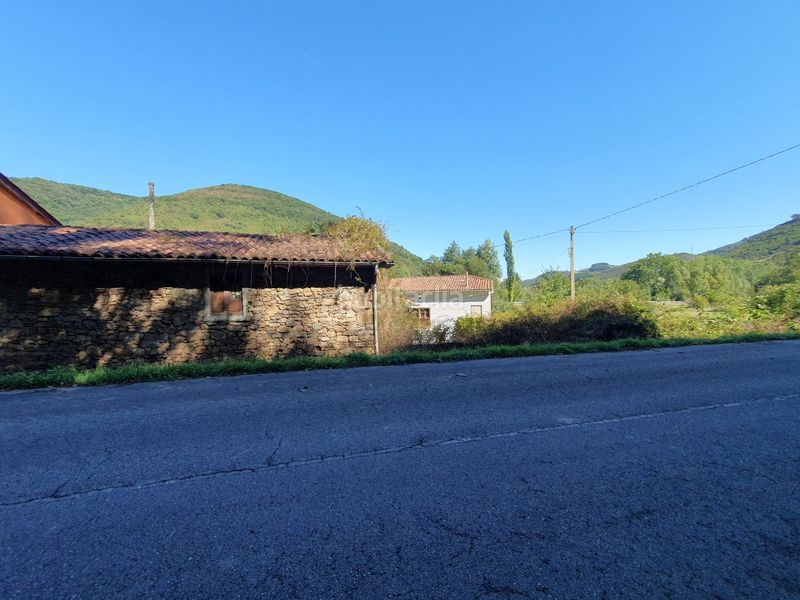 Foto bbbeaee5-f48c-440a-b86d-8dd09e91e0c1. Casa a Belmonte de Miranda