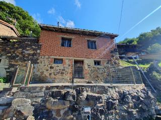 Maison à Teverga. Casa en venta en teverga.