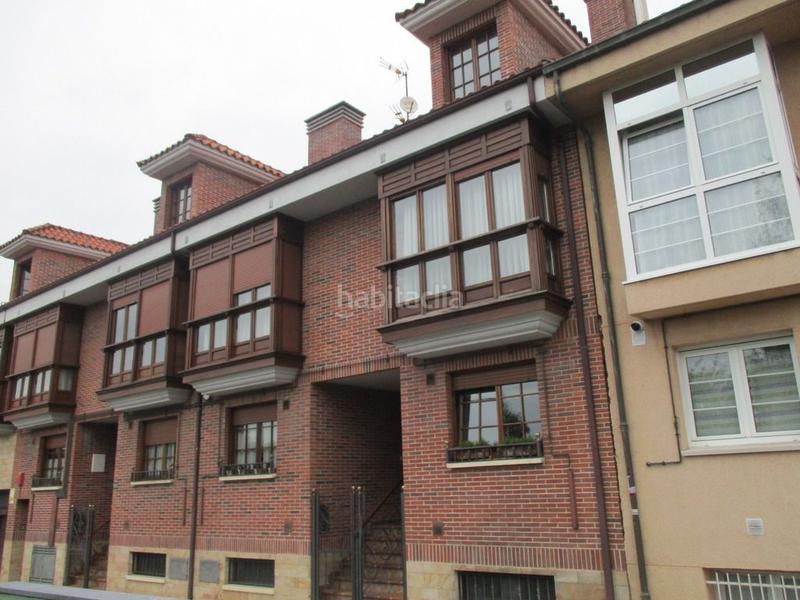 Foto 53ce051b-3286-414e-86bf-729bfd1d9bd1. Posto auto in Somió Gijón