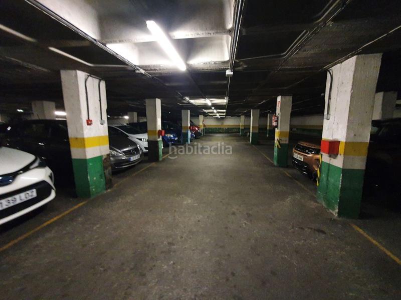 Foto 4a824b5d-618e-4994-9ea7-757f6f98e24f. Autoparkplatz in Centro Gijón
