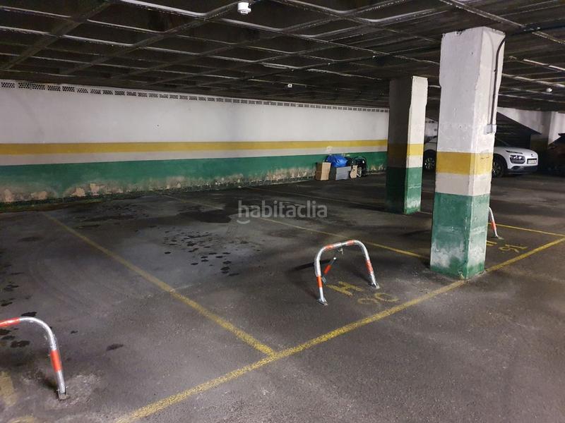 Foto b824286f-25f5-4250-931a-7770b2585e04. Autoparkplatz in Centro Gijón