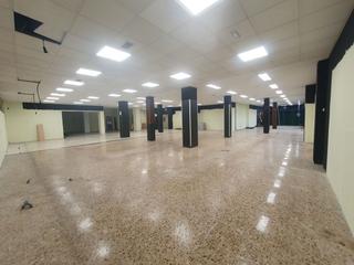 Locale commerciale in Grado