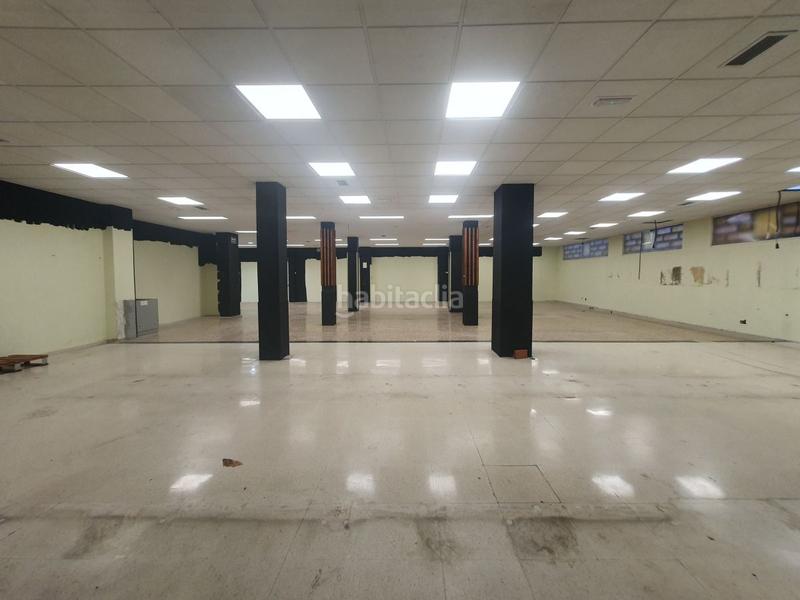 Foto 99d8ac68-9f54-4003-be3d-c03a0c9092ce. Alquiler local comercial local com. en alquiler , 1 despacho. en Grado