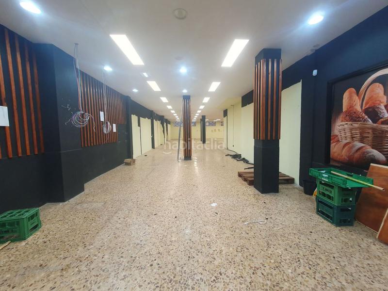 Foto ea375248-4d31-4b72-b036-82635d1e2827. Alquiler local comercial local com. en alquiler , 1 despacho. en Grado