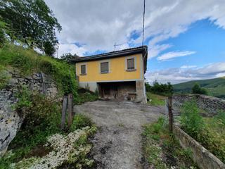 Casa a Grado. Casa en venta en grado, 3 dormitorios.