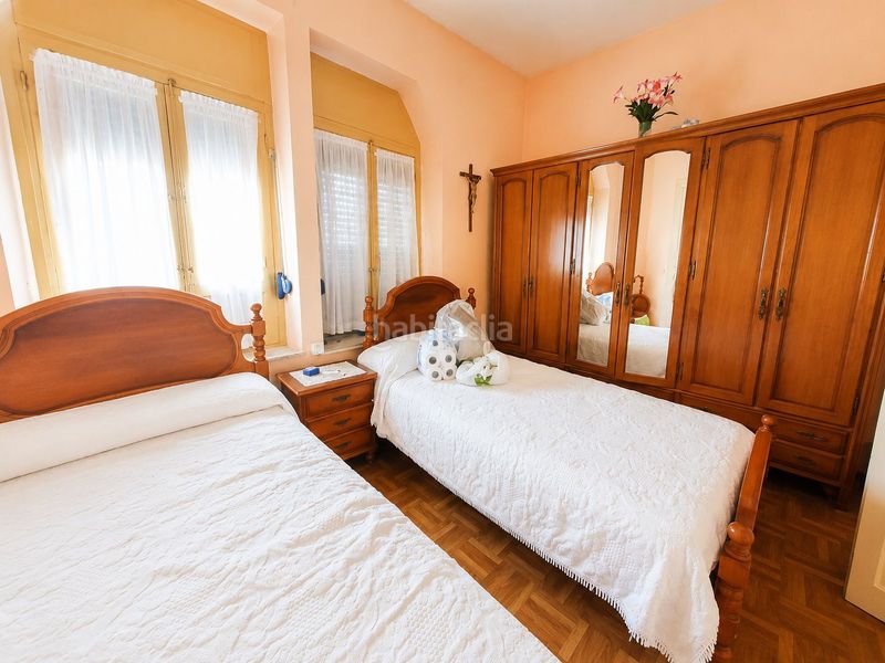 Foto 9ae04f71-3dff-43d1-8226-a6f3c6be3064. Casa amb calefacció aparcament a Grado