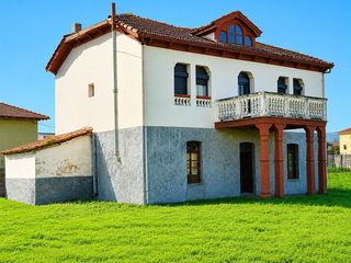 Casa a Grado. Casa en venta en grado, 4 dormitorios.