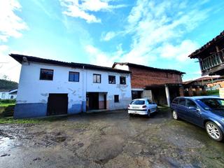 Maison à Salas