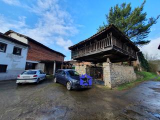 Maison à Salas