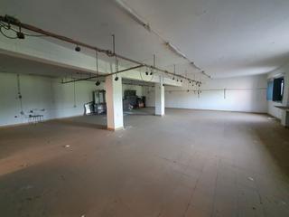 Lloguer Local Comercial a Grado. Local com. en alquiler en centro.