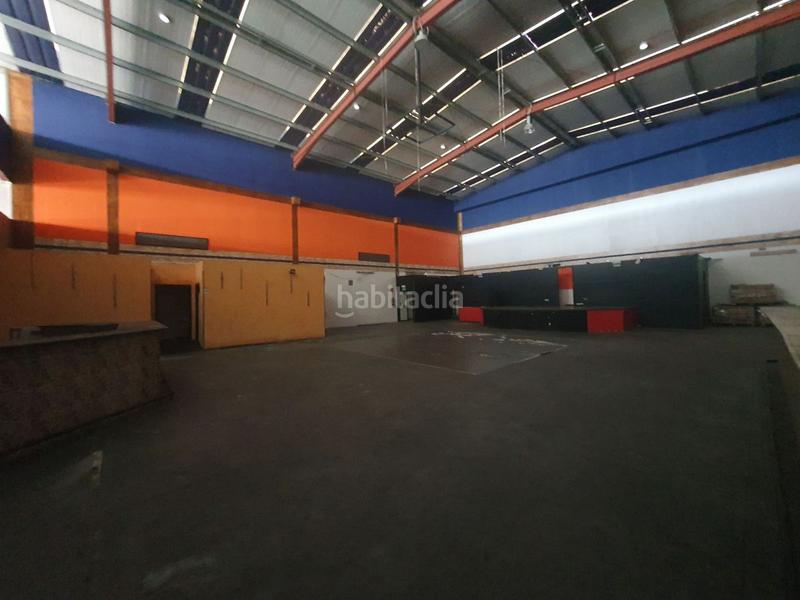 Foto 25dacd99-b26f-4577-bea1-1a0edac6fed0. Bâtiment à usage industriel dans Llaranes Avilés