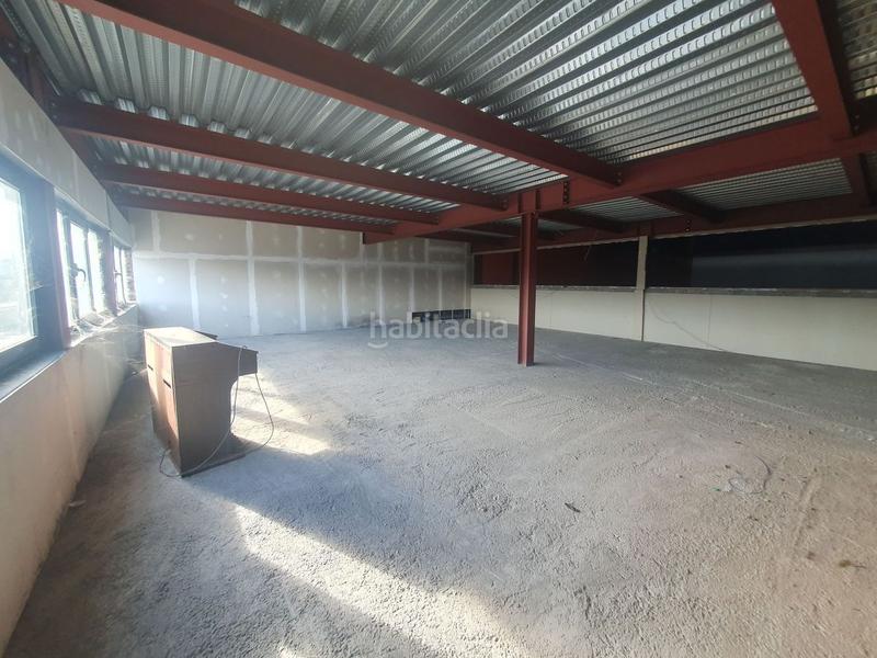 Foto 78364e8c-bfb0-464a-8611-6606c6d6318e. Bâtiment à usage industriel dans Llaranes Avilés