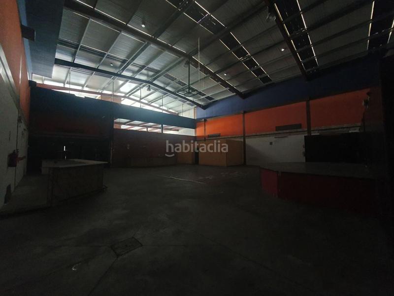 Foto c0332570-afe0-493f-aa42-90ace708684f. Bâtiment à usage industriel dans Llaranes Avilés