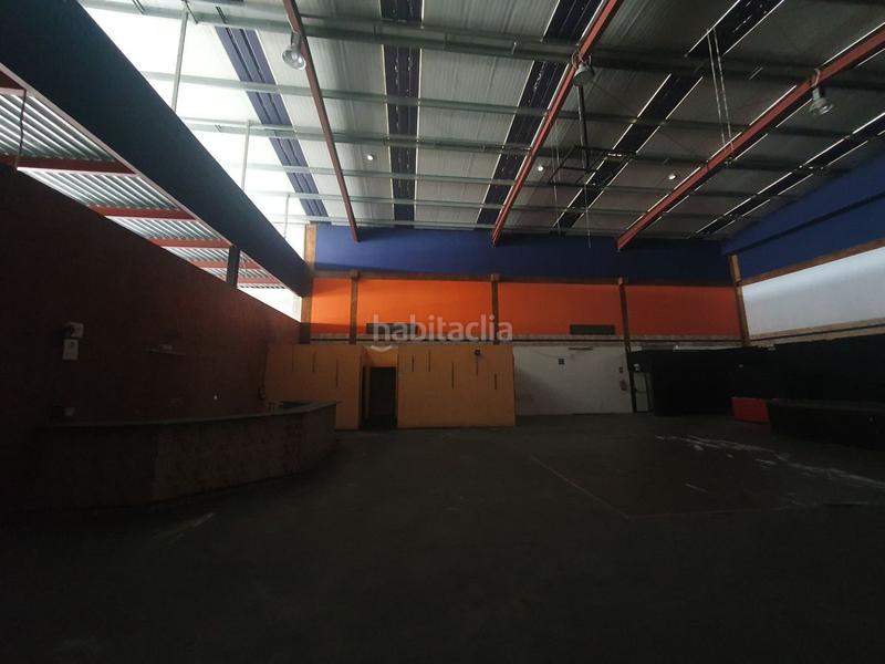 Foto fb51b167-9dbb-4a7b-965b-b10a18b3a4cc. Bâtiment à usage industriel dans Llaranes Avilés