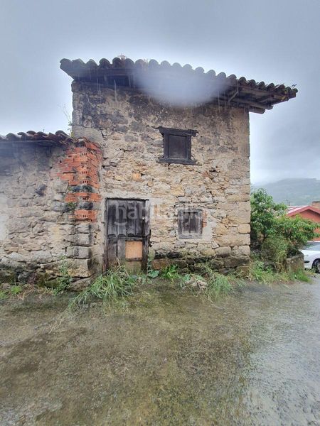 Foto 056ababe-aef6-4a81-9aa9-625f4ef5e7f5. Casa a Candamo