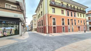 Miete Geschäftsraum in Grado. Local com. en alquiler en grado.