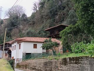 Maison à Salas. Casa en venta en cornellana, 3 dormitorios.