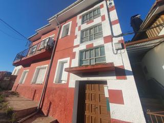 Edifici a Grado. Edificio en venta en grado, 6 dormitorios.