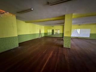 Lloguer Local Comercial a Grado. Local com. en alquiler en grado.