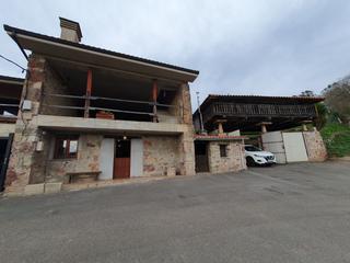 Casa a Candamo. Casa en venta en candamo, 3 dormitorios.