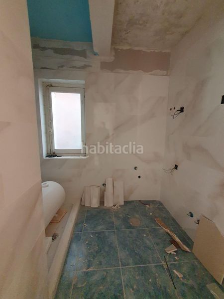 Foto a5fac3b8-9204-4f49-a569-042d3a52f87d. Pis amb calefacció aparcament a Salas
