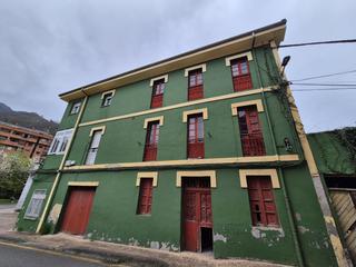 Appartement à Zona Rural. Piso en venta en turón, 3 dormitorios.