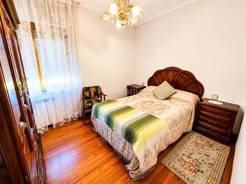 Foto 9425d254-02d5-4bca-8984-0358ce632053. Casa amb calefacció aparcament a Candamo