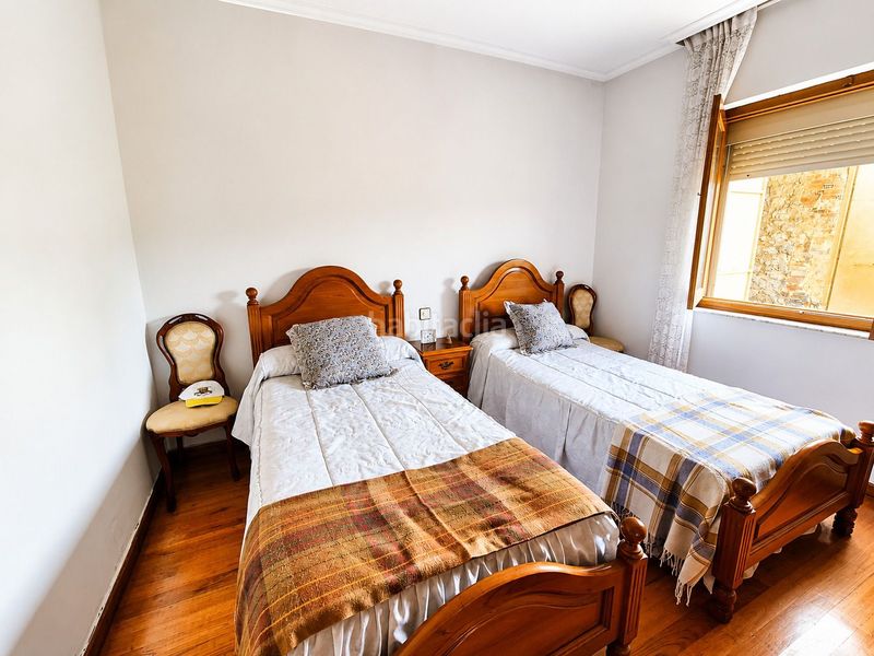 Foto b783e384-e4cc-484b-8f71-07c91aa903b7. Casa amb calefacció aparcament a Candamo