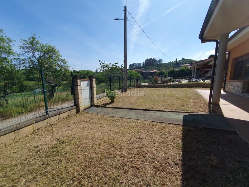 Foto 0f8a2a1a-1394-4823-a591-3788bd3c38b0. Chalet  en venta en las regueras, 4 dormitorios. en Regueras (Las)