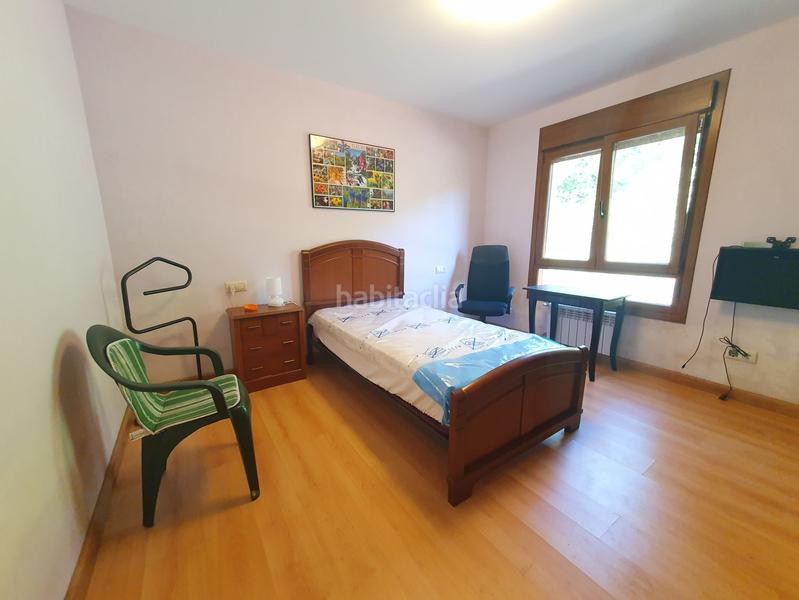 Foto b0a246a4-febf-48fb-b5a5-d8f131d47738. Chalet  en venta en las regueras, 4 dormitorios. en Regueras (Las)