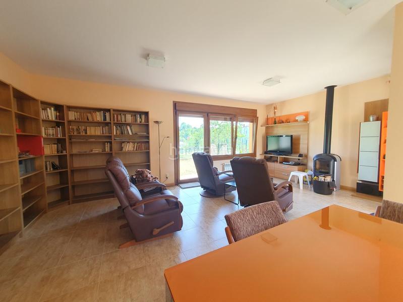 Foto ebf0b25b-36d4-47d0-86e4-d638073faccc. Chalet  en venta en las regueras, 4 dormitorios. en Regueras (Las)