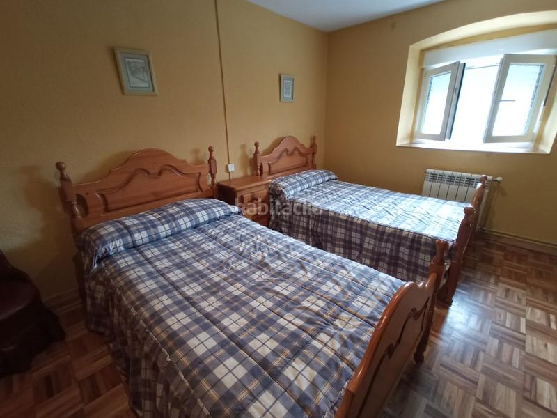 Foto 1ae134cc-efad-448f-ad26-a14c29c1cb3f. Casa  en venta , 9 dormitorios. en Candamo