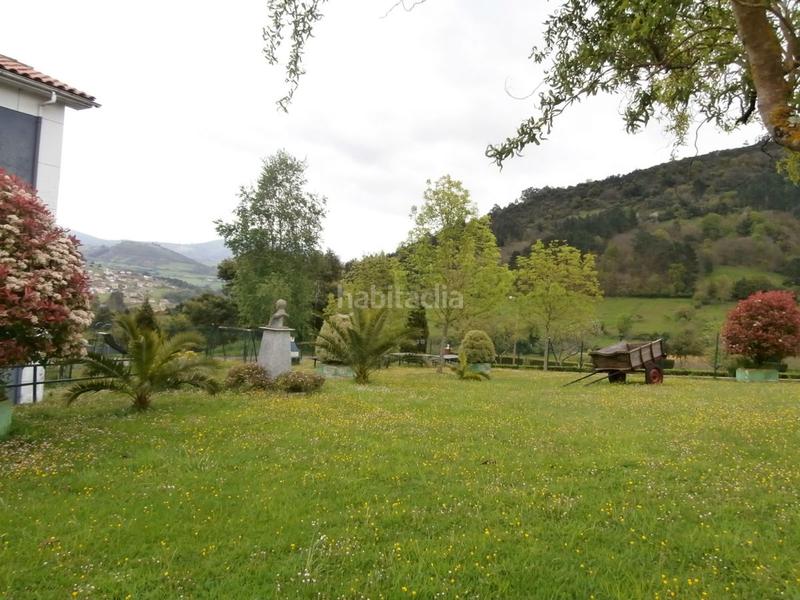 Foto 96076a41-f7d1-4349-8169-0f00ec7b78f1. Casa  en venta , 9 dormitorios. en Candamo